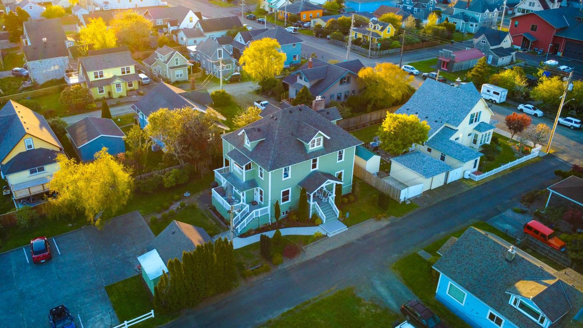 Ilwaco The Pearl Inn Bed And Breakfast מראה חיצוני תמונה