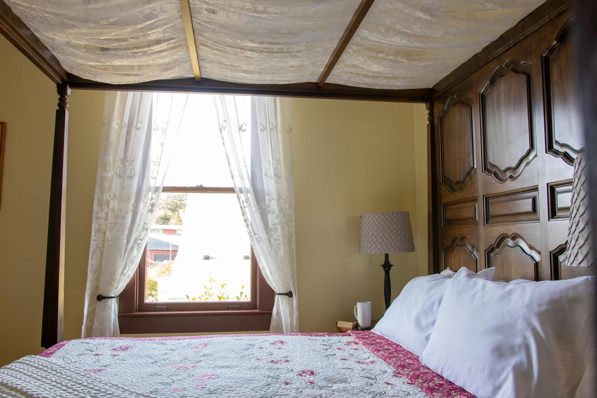 Ilwaco The Pearl Inn Bed And Breakfast מראה חיצוני תמונה